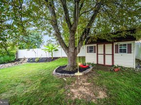 8910 Rising Sun Avenue, Philadelphia PA 19115