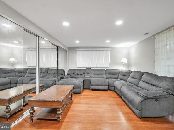 8910 Rising Sun Avenue, Philadelphia PA 19115