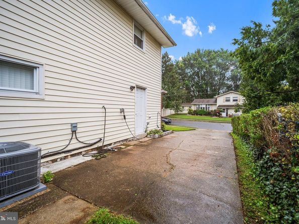 8910 Rising Sun Avenue, Philadelphia PA 19115