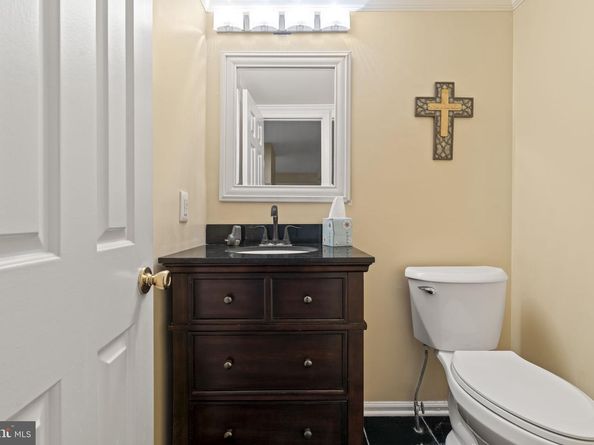 2400 Honey Run Road, Ambler PA 19002