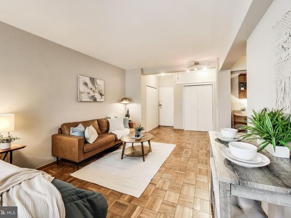 1711 Massachusetts Avenue NW 810, Washington DC 20036