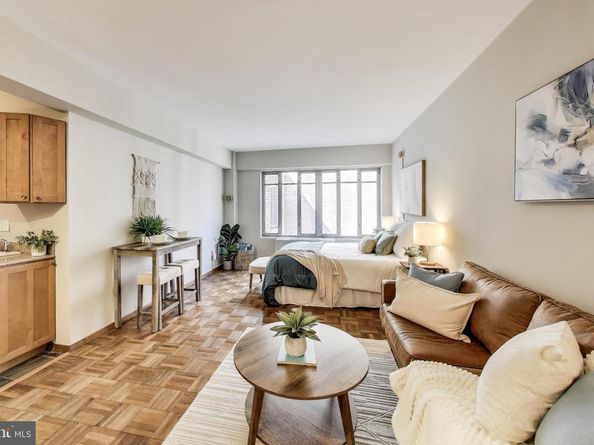 1711 Massachusetts Avenue NW 810, Washington DC 20036