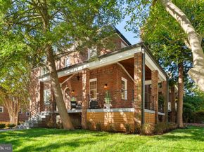 2338 39TH Street NW, Washington DC 20007