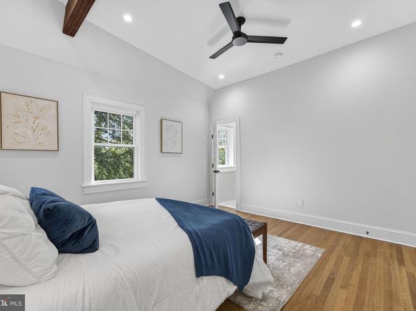 2338 39TH Street NW, Washington DC 20007