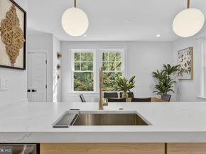 2338 39TH Street NW, Washington DC 20007