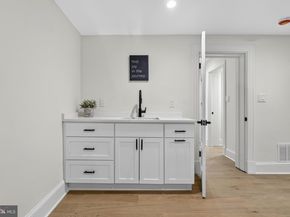 2338 39TH Street NW, Washington DC 20007