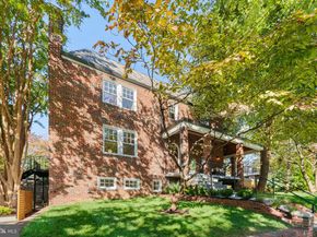 2338 39TH Street NW, Washington DC 20007