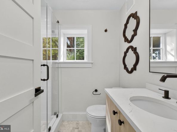 2338 39TH Street NW, Washington DC 20007