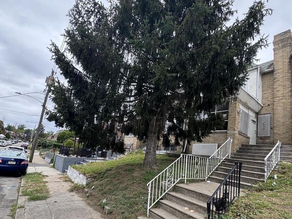 5018 Pennway Street, Philadelphia PA 19124