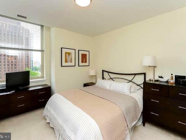 1600 Arch Street 1407, Philadelphia PA 19103