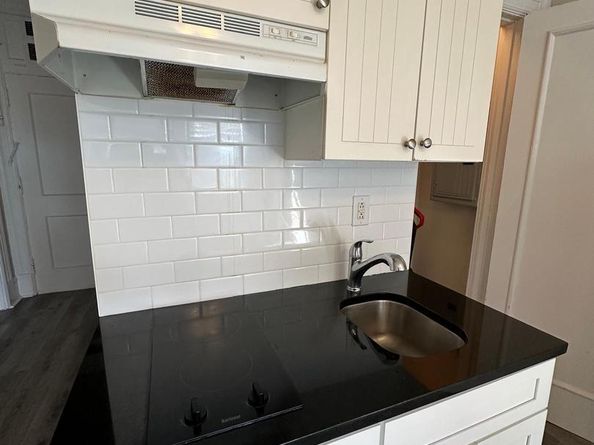 1324 Locust Street 1422, Philadelphia PA 19107