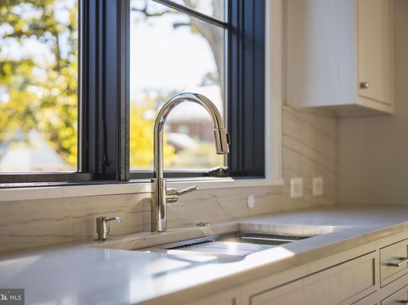 630 N Kenmore Street, Arlington VA 22201