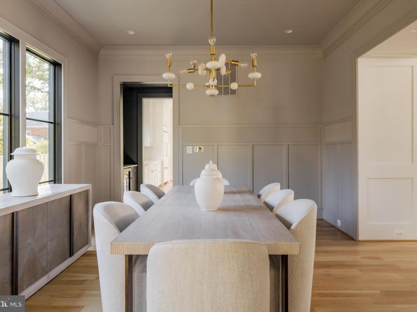 630 N Kenmore Street, Arlington VA 22201