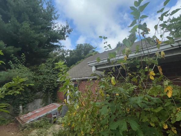 805 E Penn Pines Boulevard, Aldan PA 19018