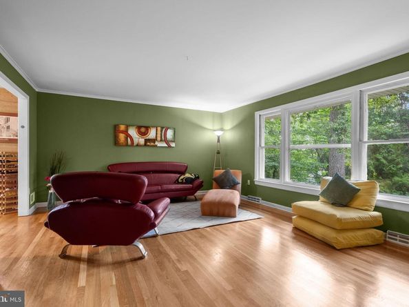 3706 Quaint Acres Circle, Falls Church VA 22041