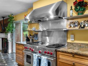 3706 Quaint Acres Circle, Falls Church VA 22041
