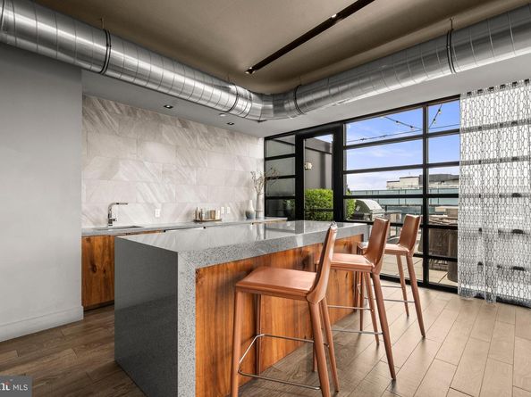 1300 4TH Street SE 312, Washington DC 20003