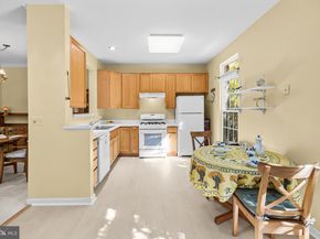 4925 Waple Lane, Alexandria VA 22304