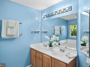 4925 Waple Lane, Alexandria VA 22304