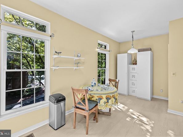 4925 Waple Lane, Alexandria VA 22304
