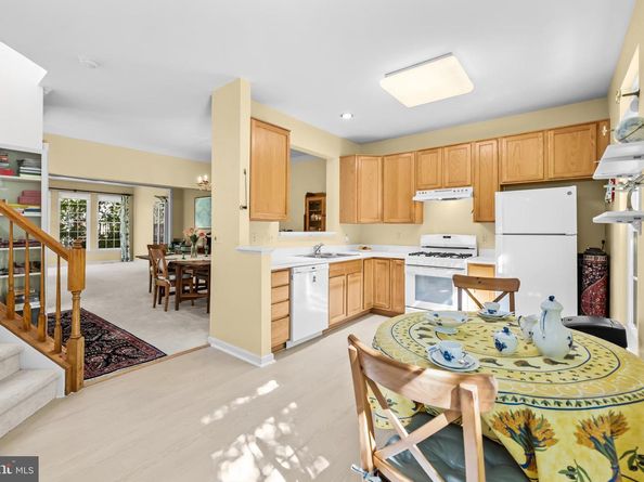 4925 Waple Lane, Alexandria VA 22304