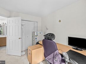 4925 Waple Lane, Alexandria VA 22304