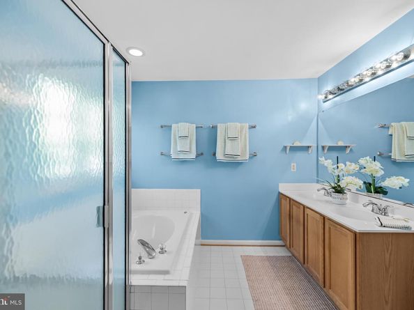4925 Waple Lane, Alexandria VA 22304