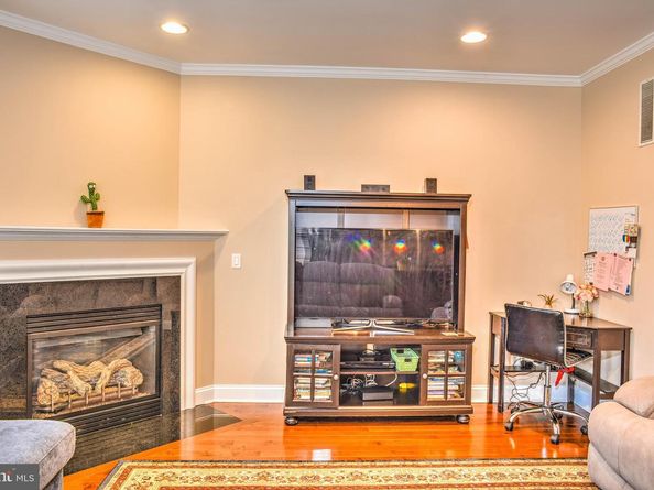 39 Brinkmanns Way, Feasterville Trevose PA 19053