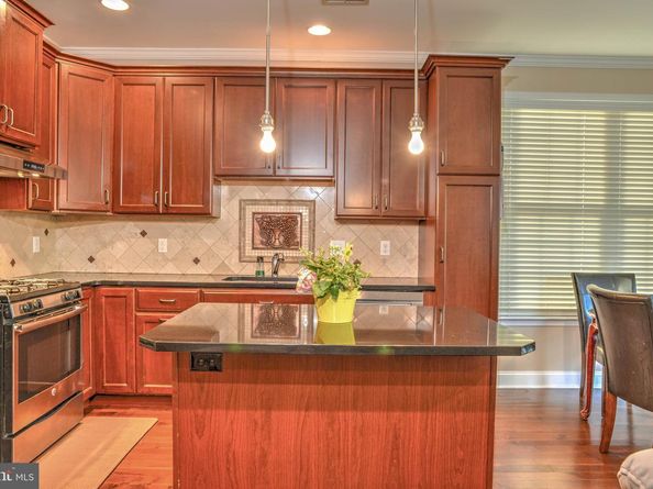 39 Brinkmanns Way, Feasterville Trevose PA 19053