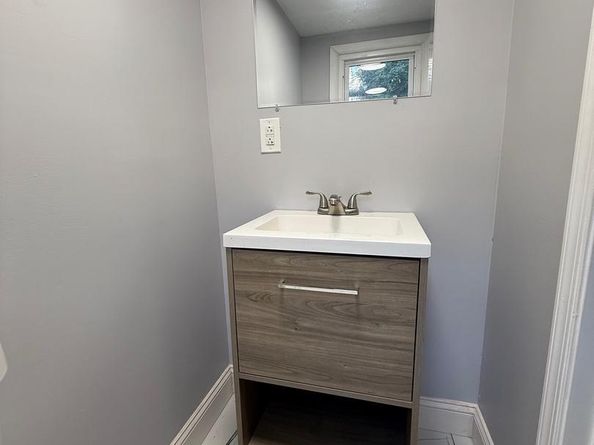 5787 Hunter Street, Philadelphia PA 19131
