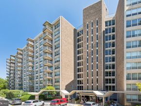 1001 City Avenue W811, Wynnewood PA 19096