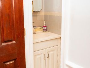 3925 L Street, Philadelphia PA 19124