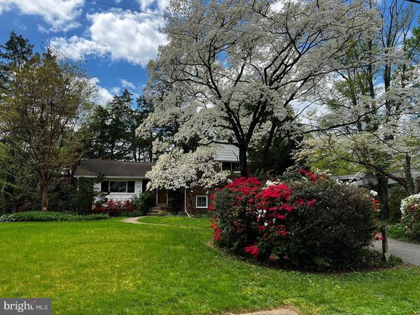 6523 Kerns Road, Falls Church VA 22044