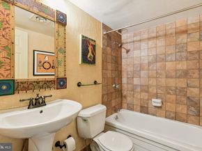 1919 Chestnut Street 2601, Philadelphia PA 19103
