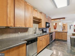 1919 Chestnut Street 2601, Philadelphia PA 19103