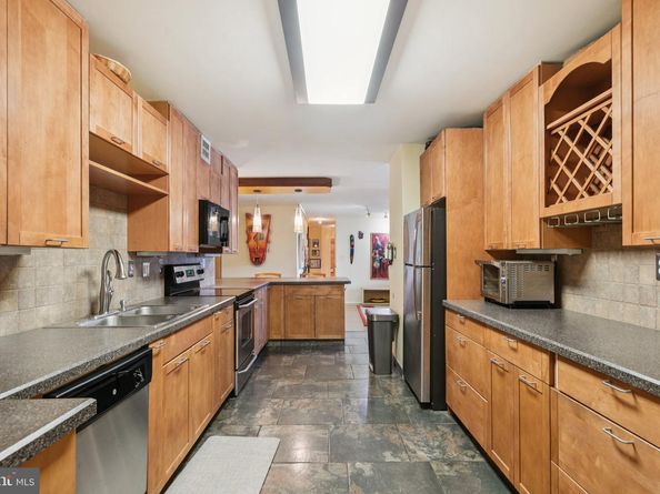 1919 Chestnut Street 2601, Philadelphia PA 19103