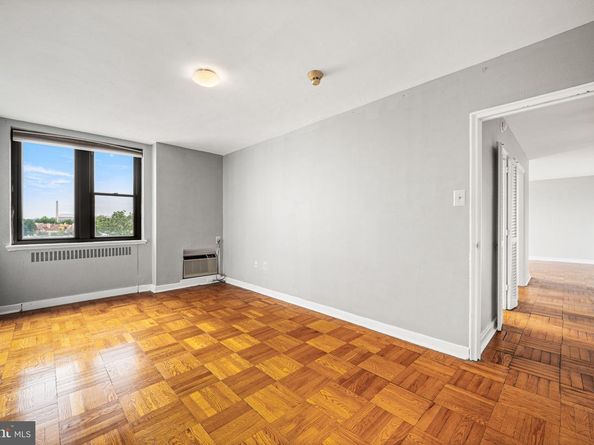 2601 Pennsylvania Avenue 842, Philadelphia PA 19130