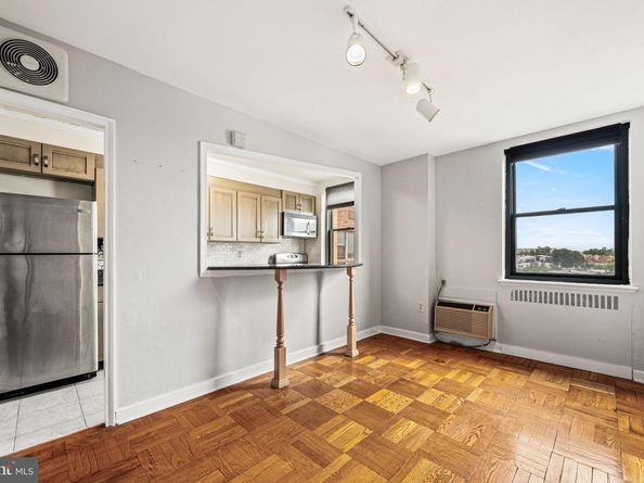 2601 Pennsylvania Avenue 842, Philadelphia PA 19130