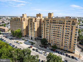 2601 Pennsylvania Avenue 842, Philadelphia PA 19130