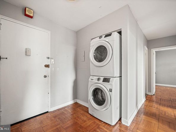 2601 Pennsylvania Avenue 842, Philadelphia PA 19130