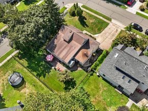 16 Vividleaf Lane, Levittown PA 19054