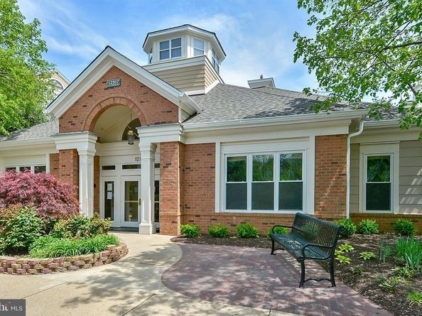 2111 Highcourt Lane 302, Herndon VA 20170