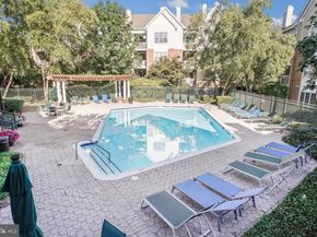 2111 Highcourt Lane 302, Herndon VA 20170