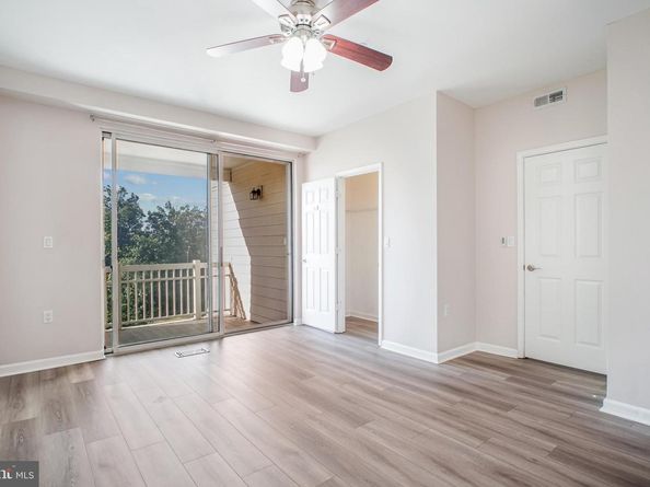 2111 Highcourt Lane 302, Herndon VA 20170
