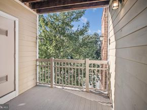 2111 Highcourt Lane 302, Herndon VA 20170