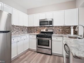 2111 Highcourt Lane 302, Herndon VA 20170
