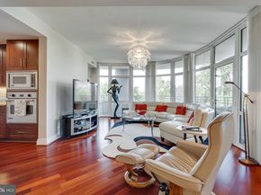8220 Crestwood Heights Drive 316, Mclean VA 22102