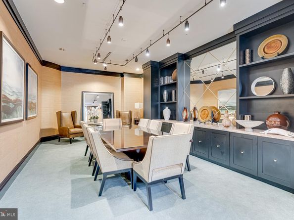 8220 Crestwood Heights Drive 316, Mclean VA 22102