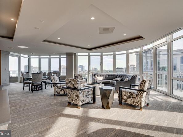 8220 Crestwood Heights Drive 316, Mclean VA 22102