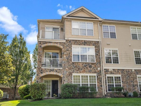 1202 Knox Court 1202, Warwick PA 18974